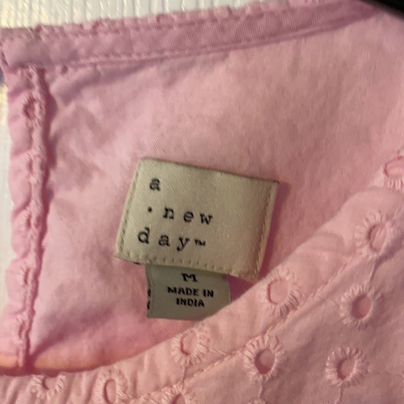 A New Day women’s top; size medium - Picture 3 of 5